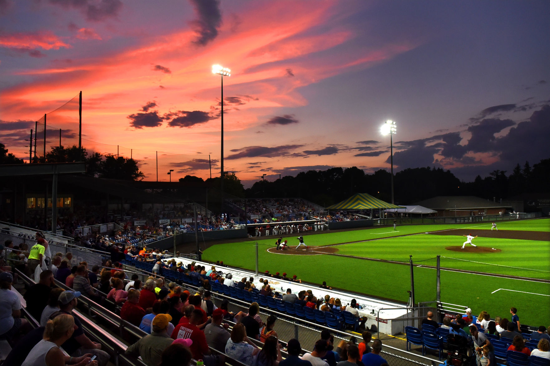 Doubledays Batavia 4.JPG